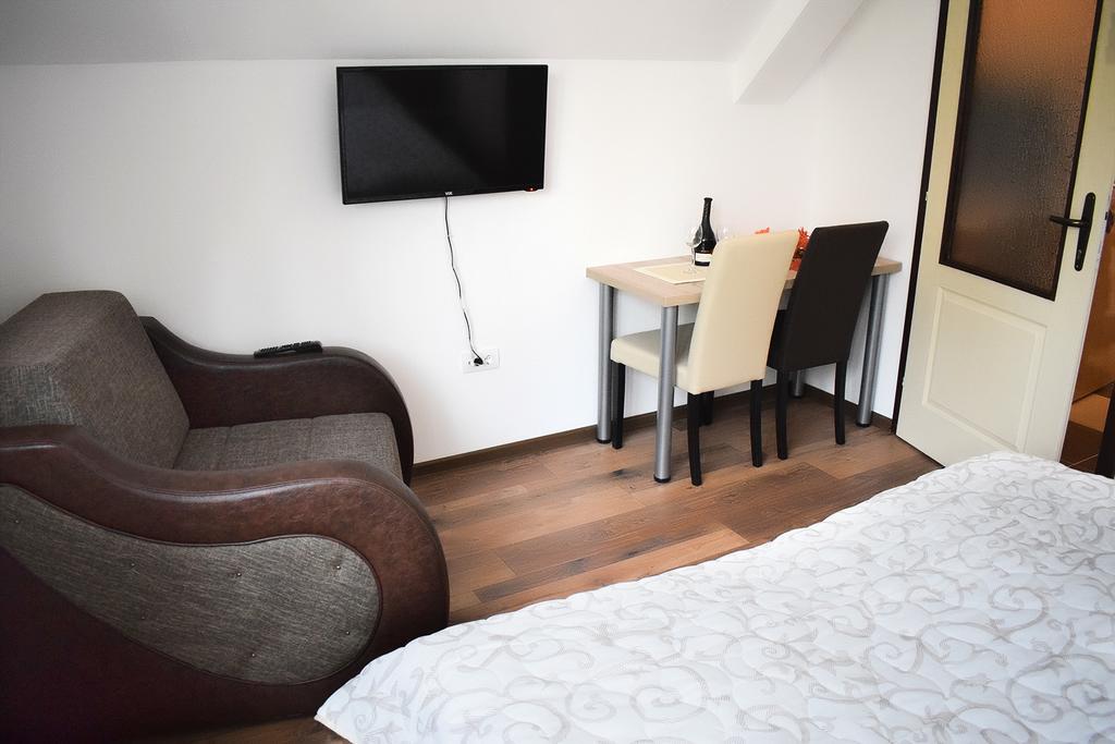 Vila Premijer Divčibare Exteriör bild