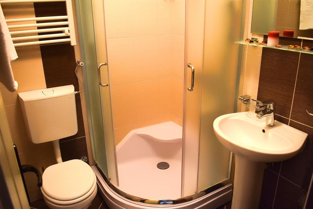 Vila Premijer Divčibare Exteriör bild