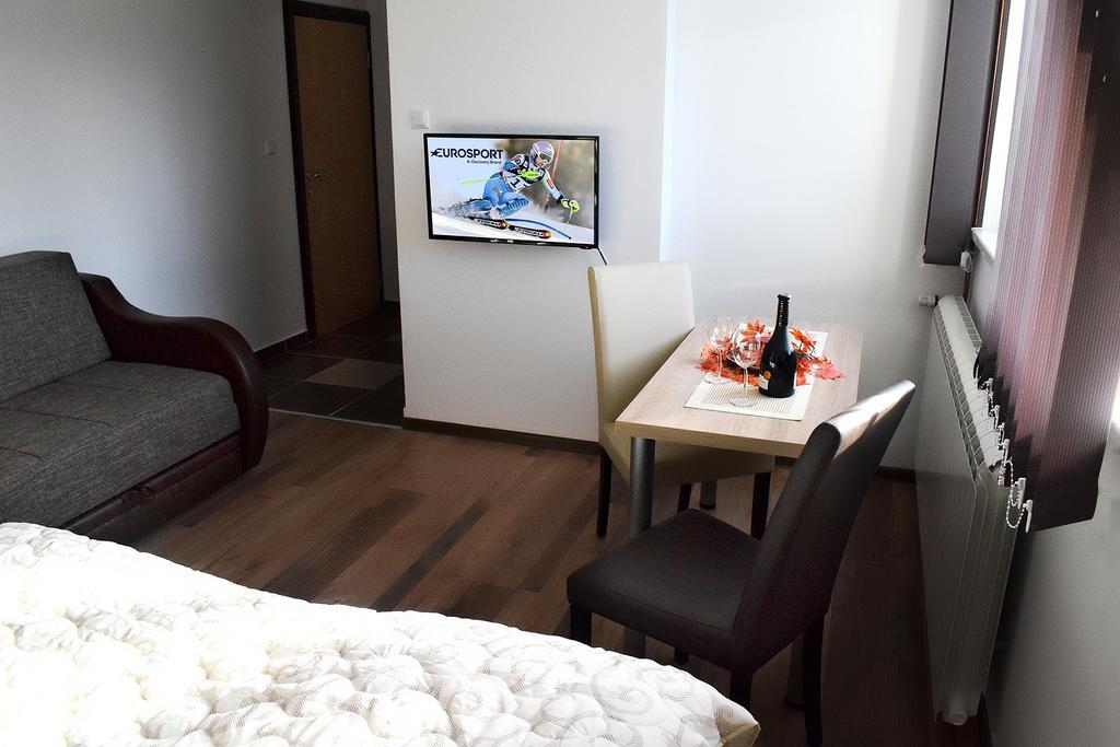 Vila Premijer Divčibare Exteriör bild